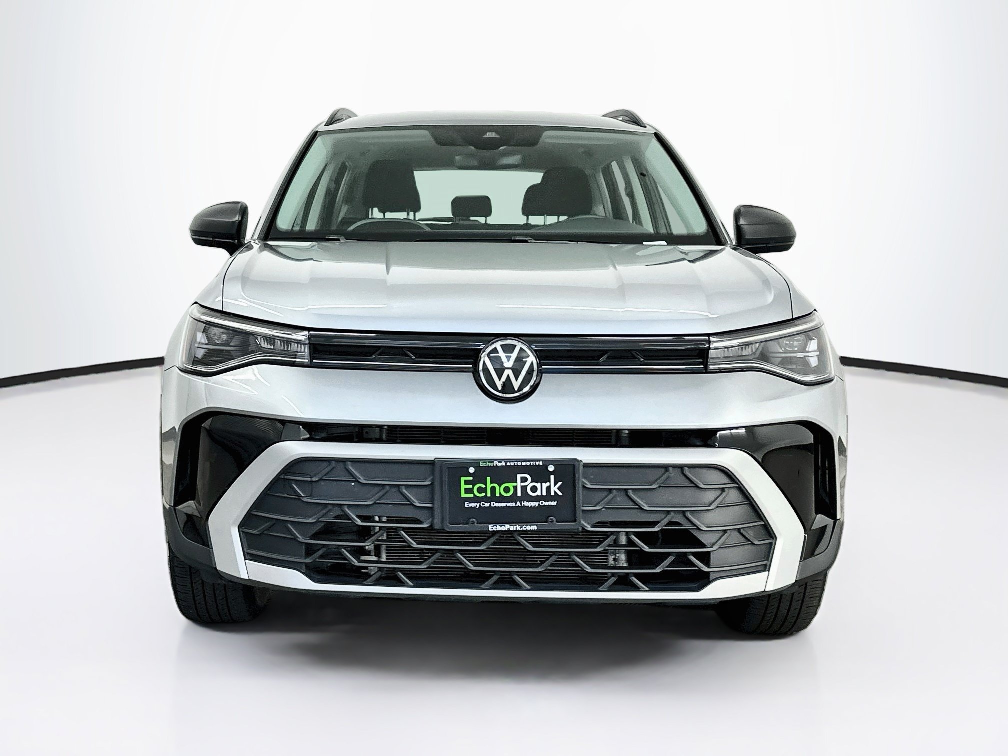 Used 2025 Volkswagen Taos S AWD/4WD image 2
