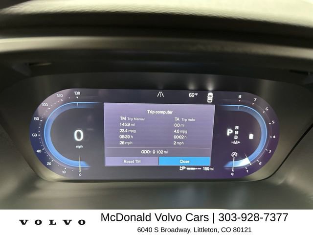 Certified 2023 Volvo XC40 B5 Ultimate w/ Protection Package Premier image 15