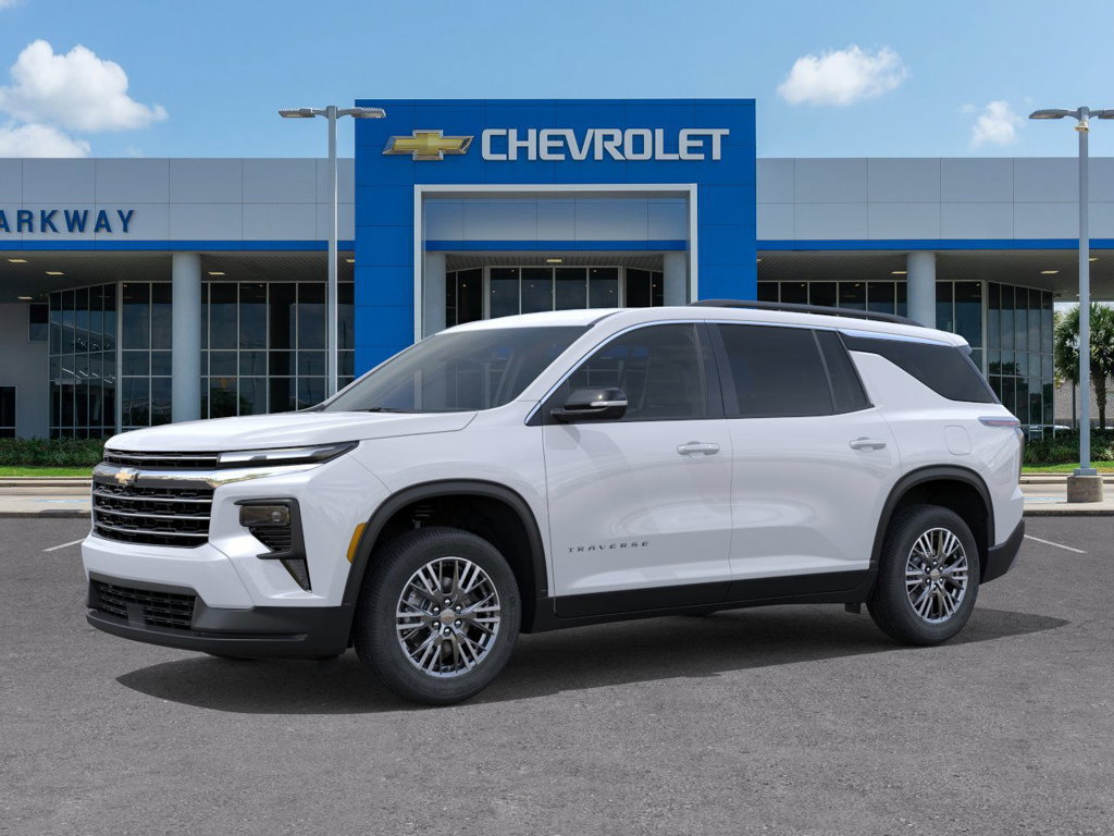 New 2026 Chevrolet Traverse LT w/ Driver Confidence Package FWD image 2