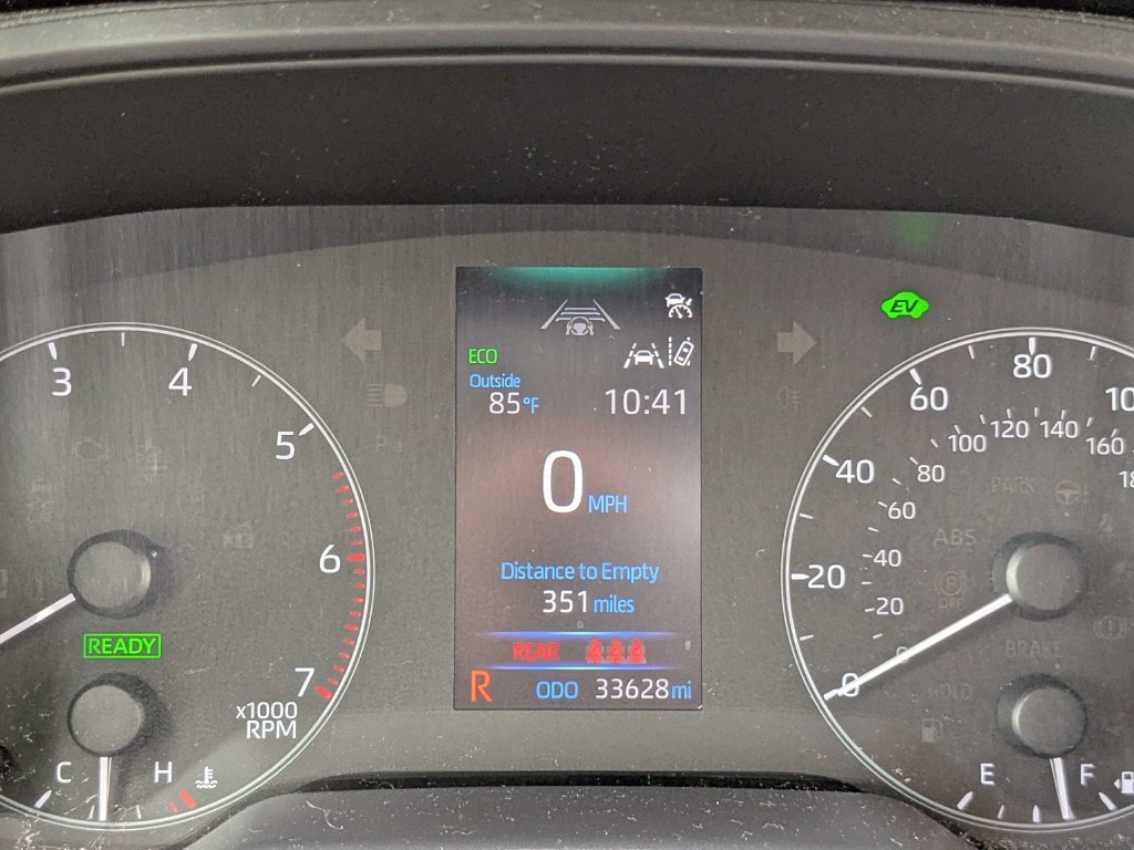 Certified 2025 Toyota Corolla LE FWD image 22
