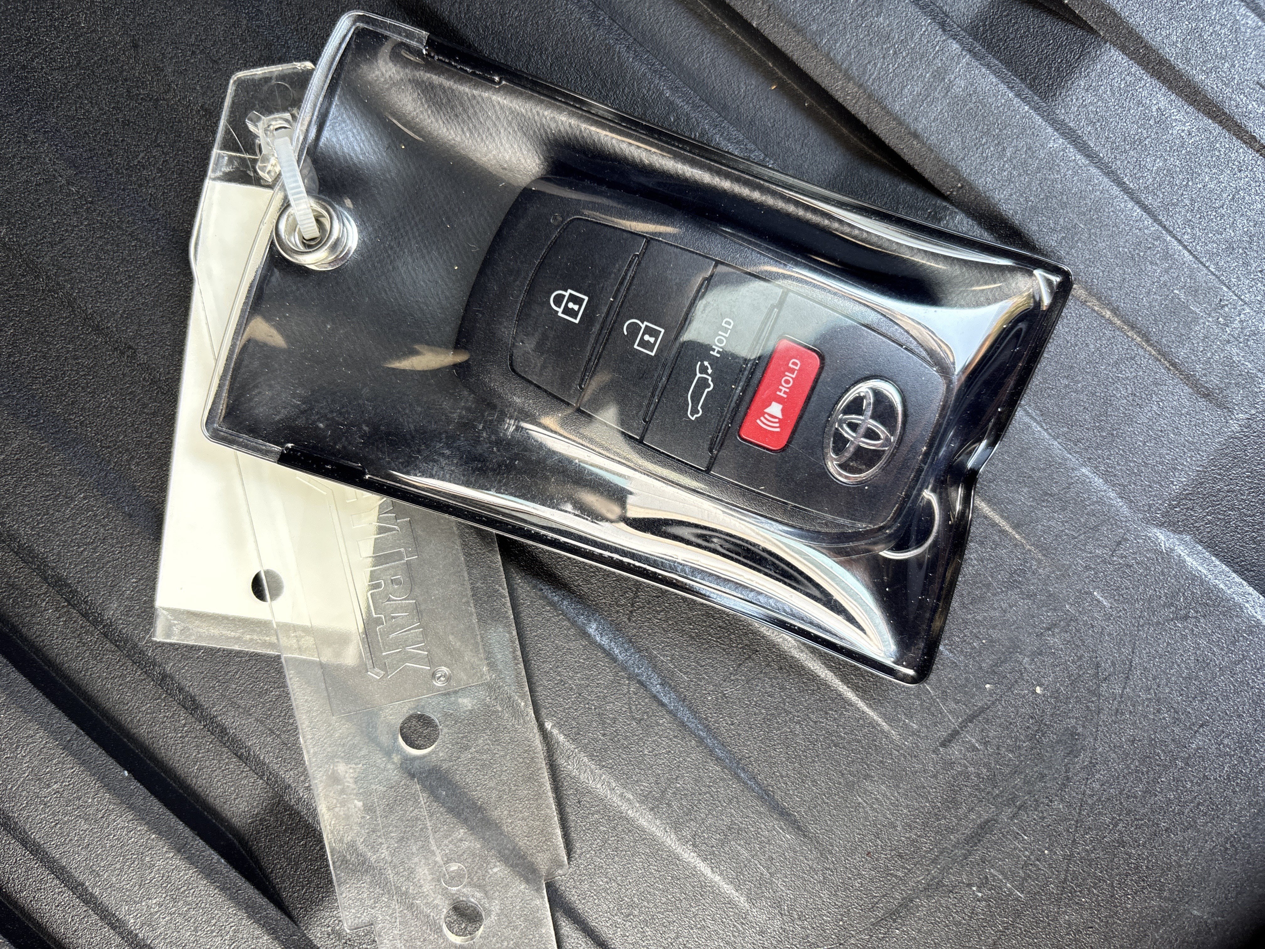 Used 2023 Toyota Sequoia Capstone AWD/4WD image 37