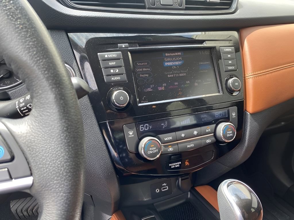 Used 2019 Nissan Rogue SL w/ Premium Package FWD image 10