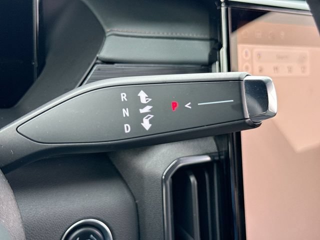 Used 2024 GMC Acadia AT4 w/ Luxury Package AWD/4WD image 20