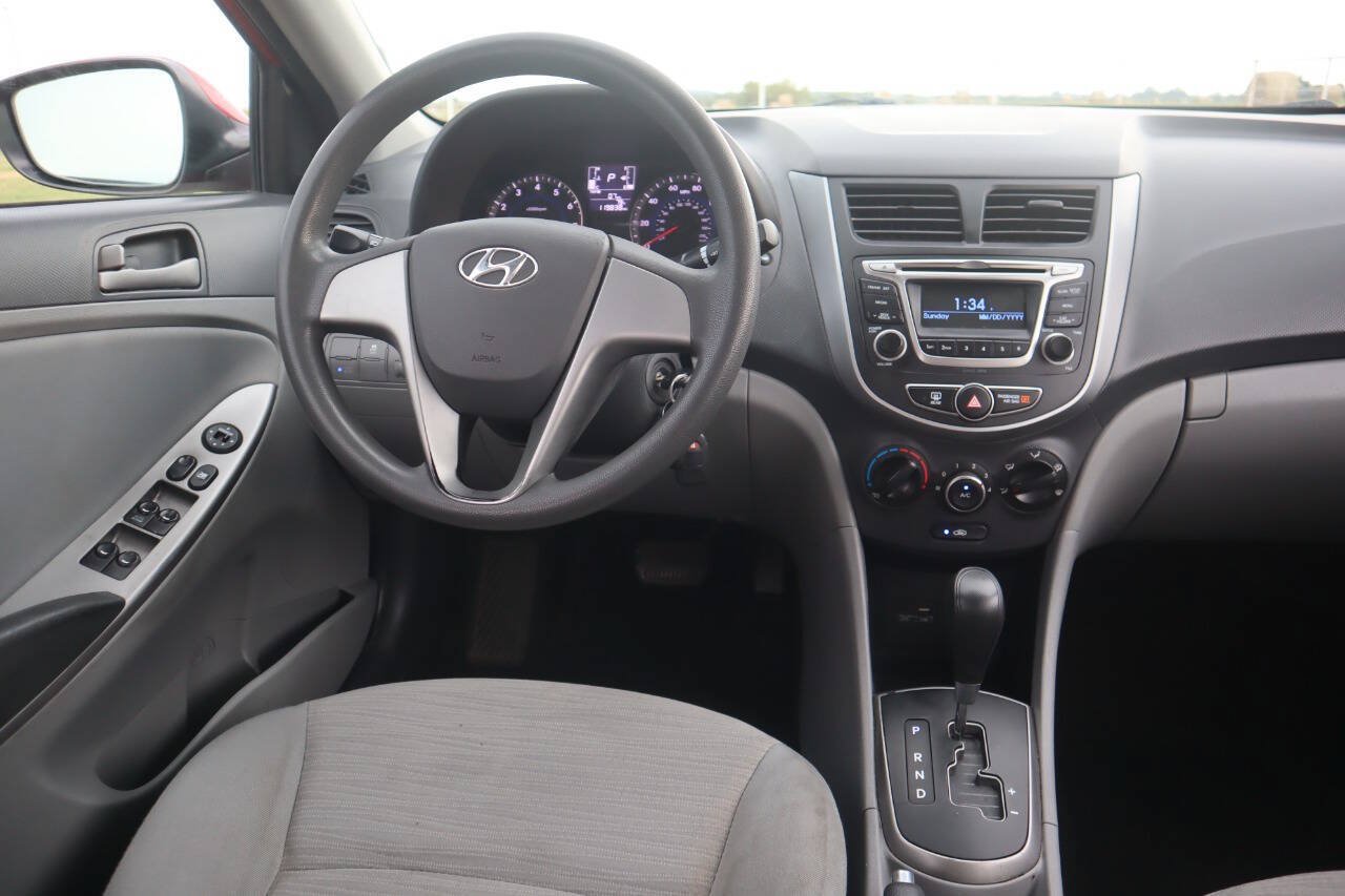 Used 2017 Hyundai Accent SE FWD image 26