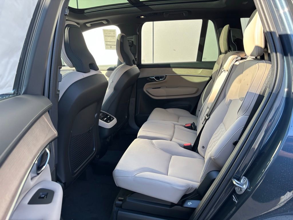 New 2026 Volvo XC90 B6 Plus w/ Protection Package image 15