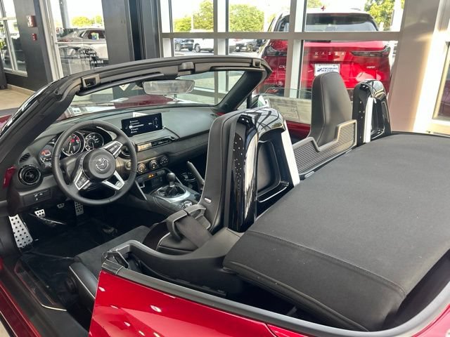 New 2026 MAZDA MX-5 Miata Club w/ Interior Package RWD image 24