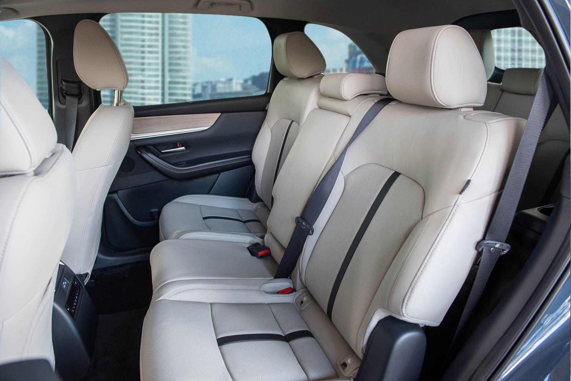 New 2026 MAZDA CX-90 3.3 Turbo w/ Premium Sport Pkg image 7