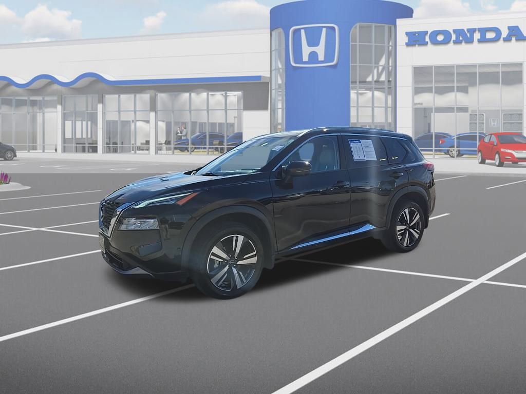 Used 2023 Nissan Rogue SL w/ SL Premium Package image 3