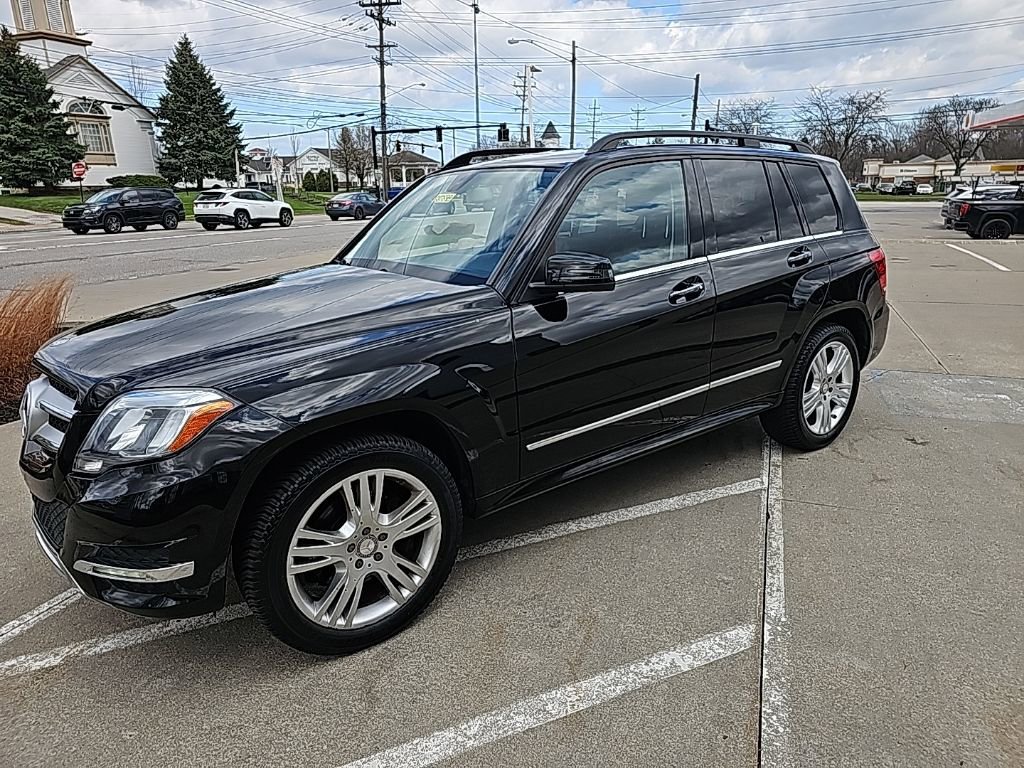 Used 2013 Mercedes-Benz GLK 350 4MATIC image 9