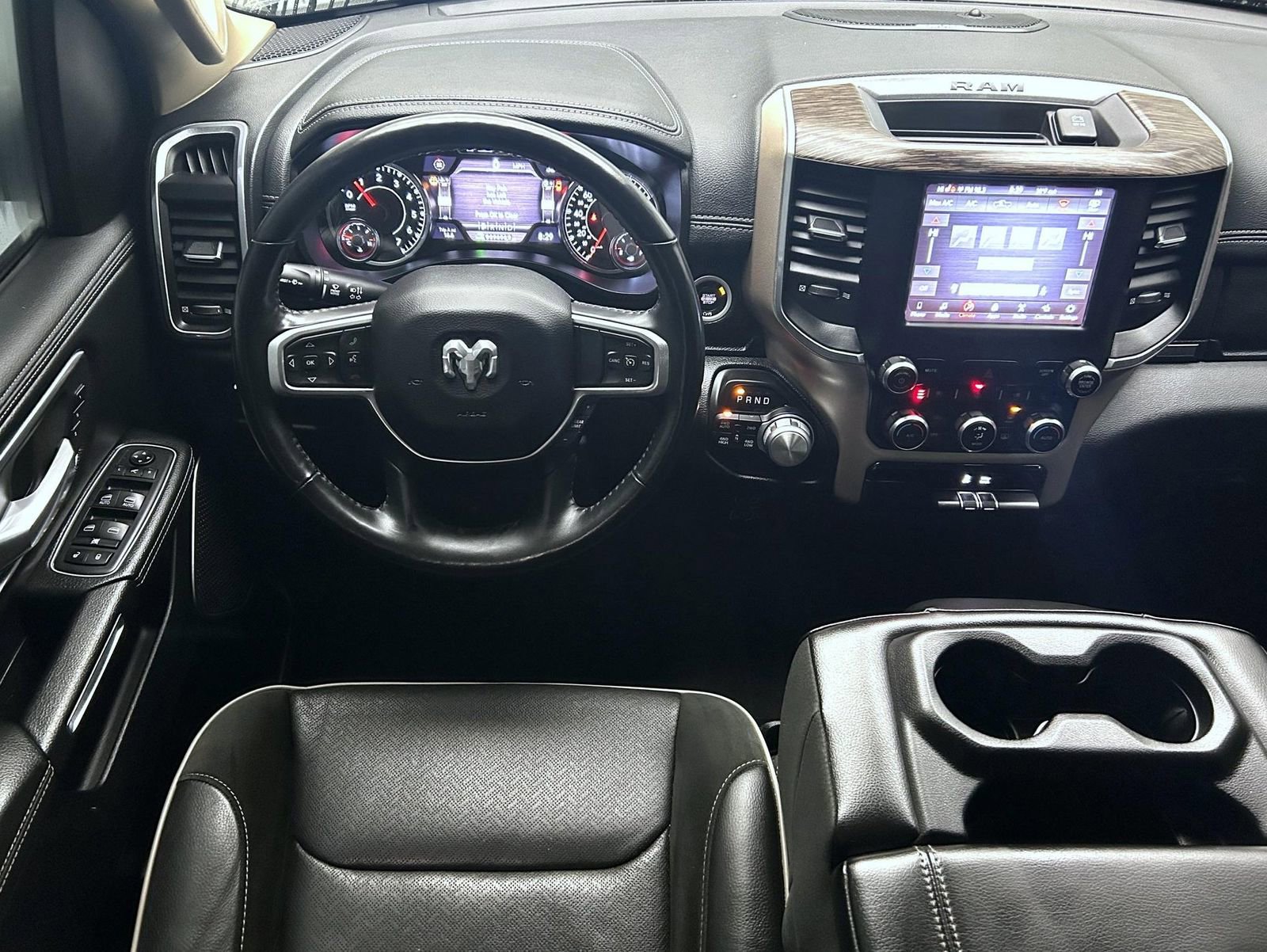 Used 2020 RAM 1500 Laramie AWD/4WD image 14