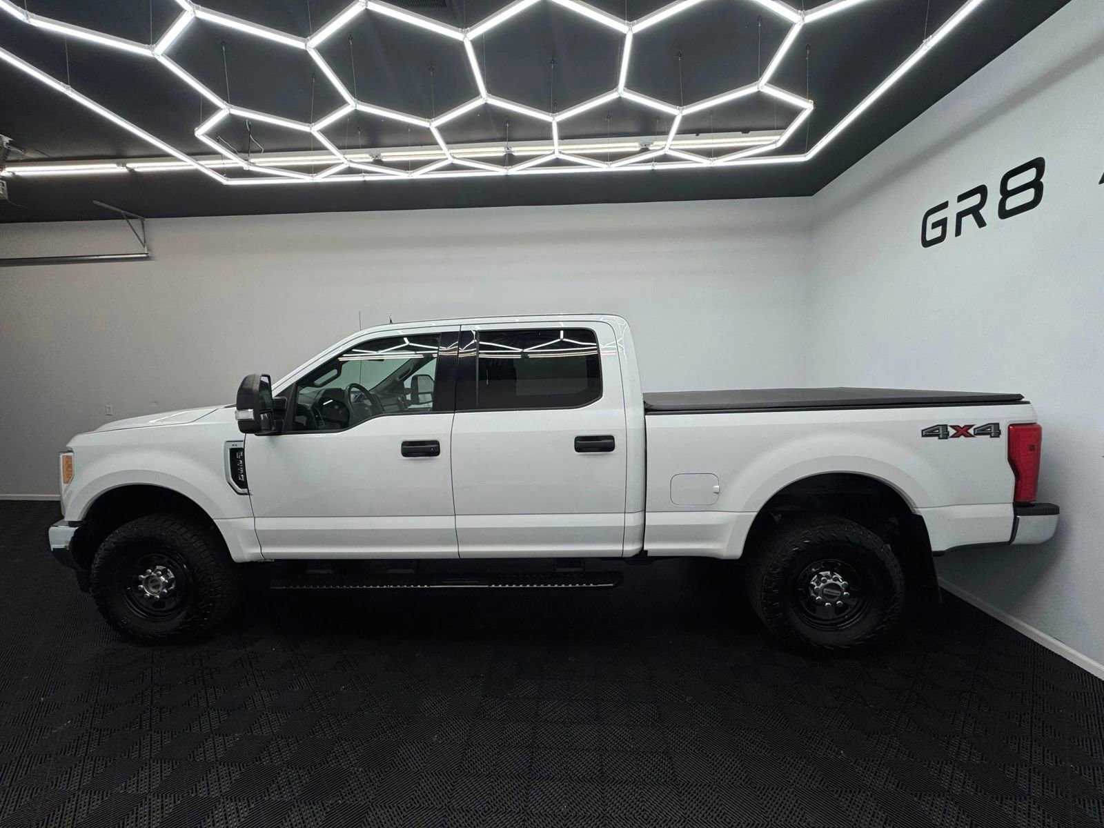Used 2019 Ford F250 XLT image 4