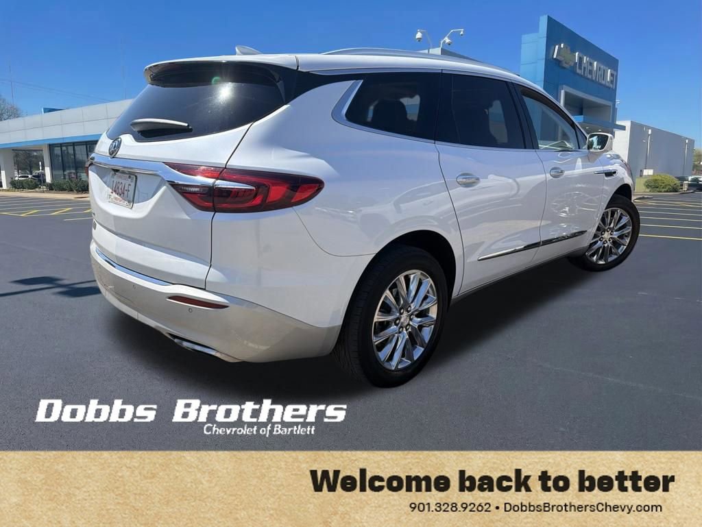 Used 2020 Buick Enclave Premium w/ Sun and Sites Package FWD image 5