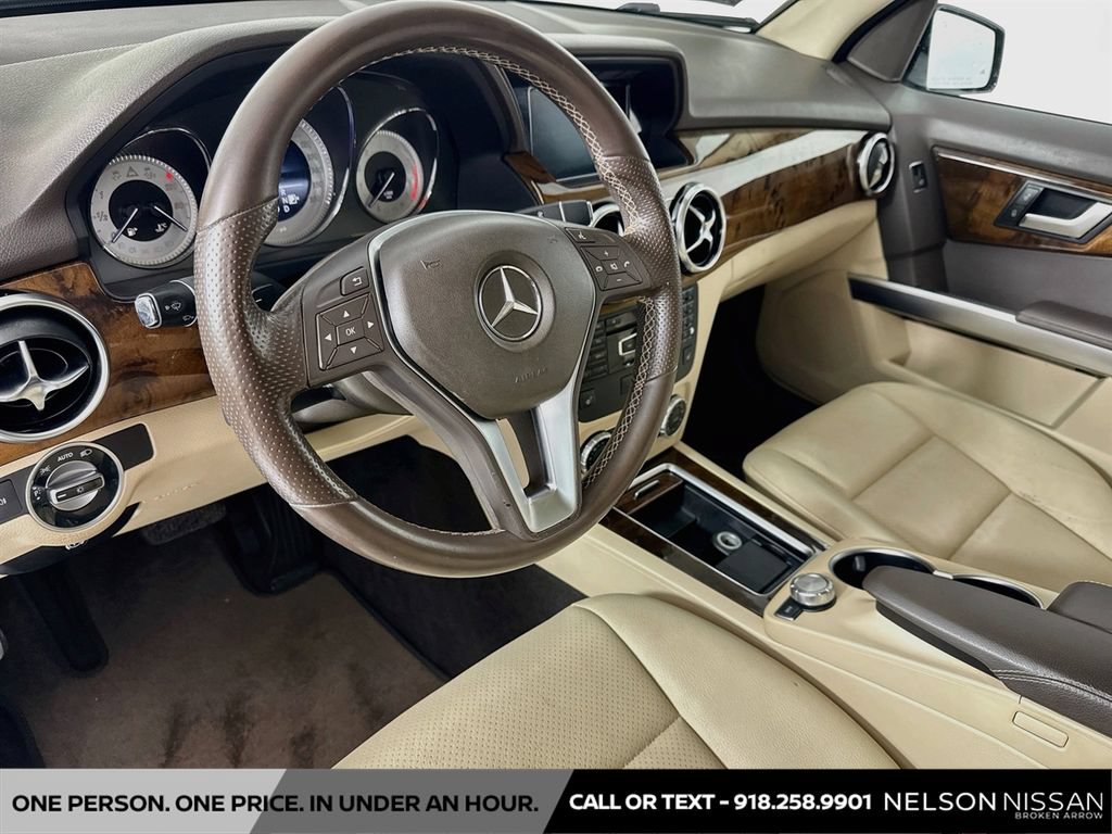 Used 2015 Mercedes-Benz GLK 350 2WD image 9