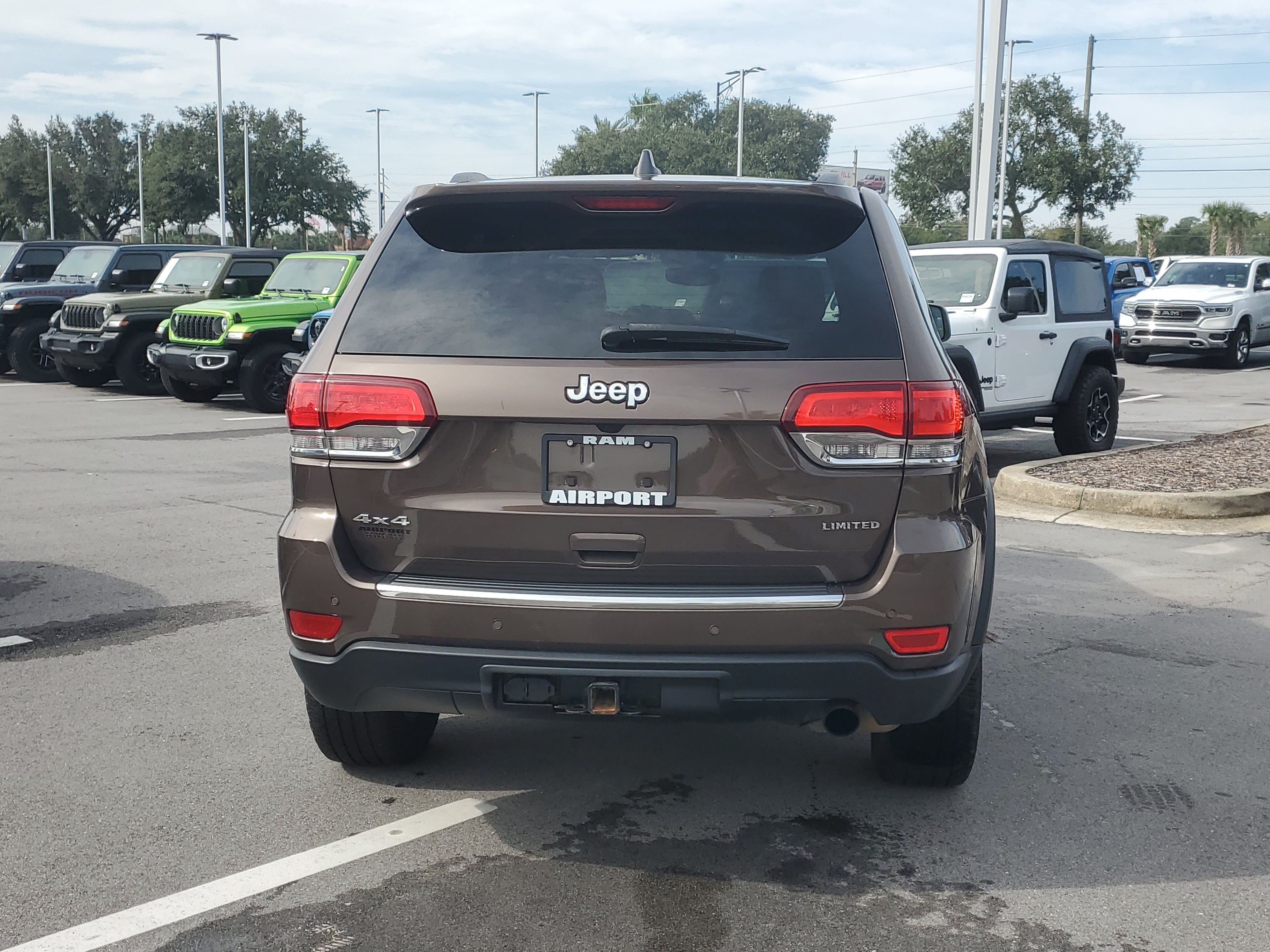 Used 2021 Jeep Grand Cherokee Limited w/ Luxury Group II AWD/4WD image 7