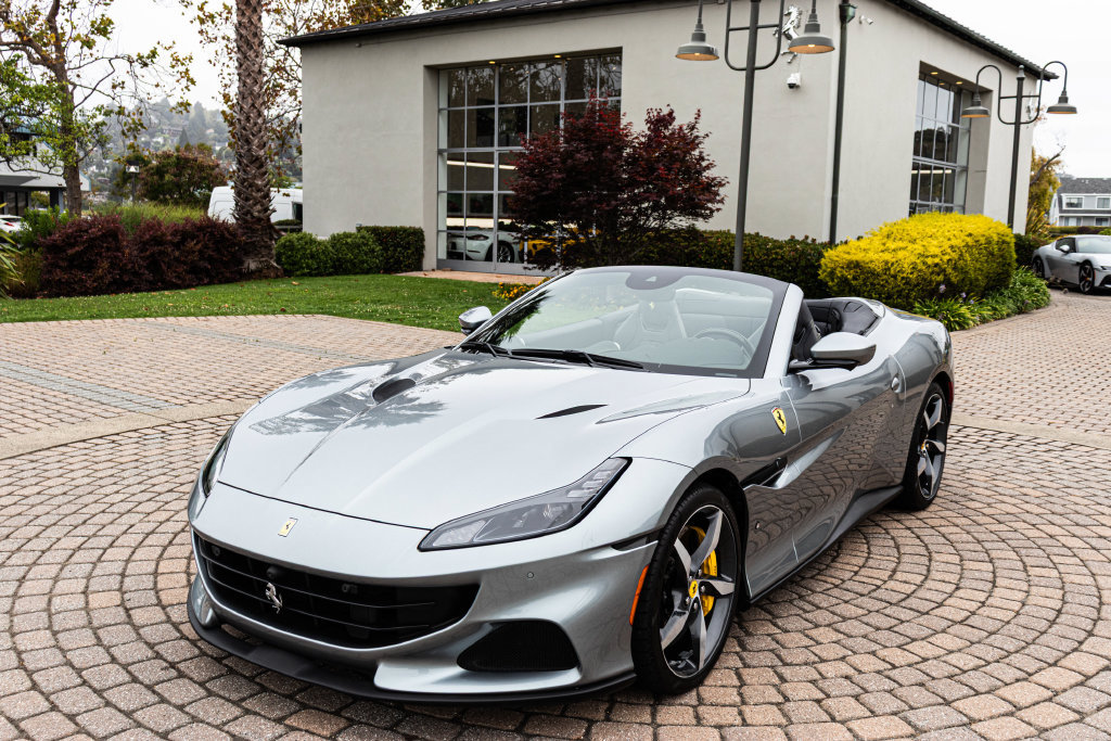 Certified 2022 Ferrari Portofino M RWD image 10
