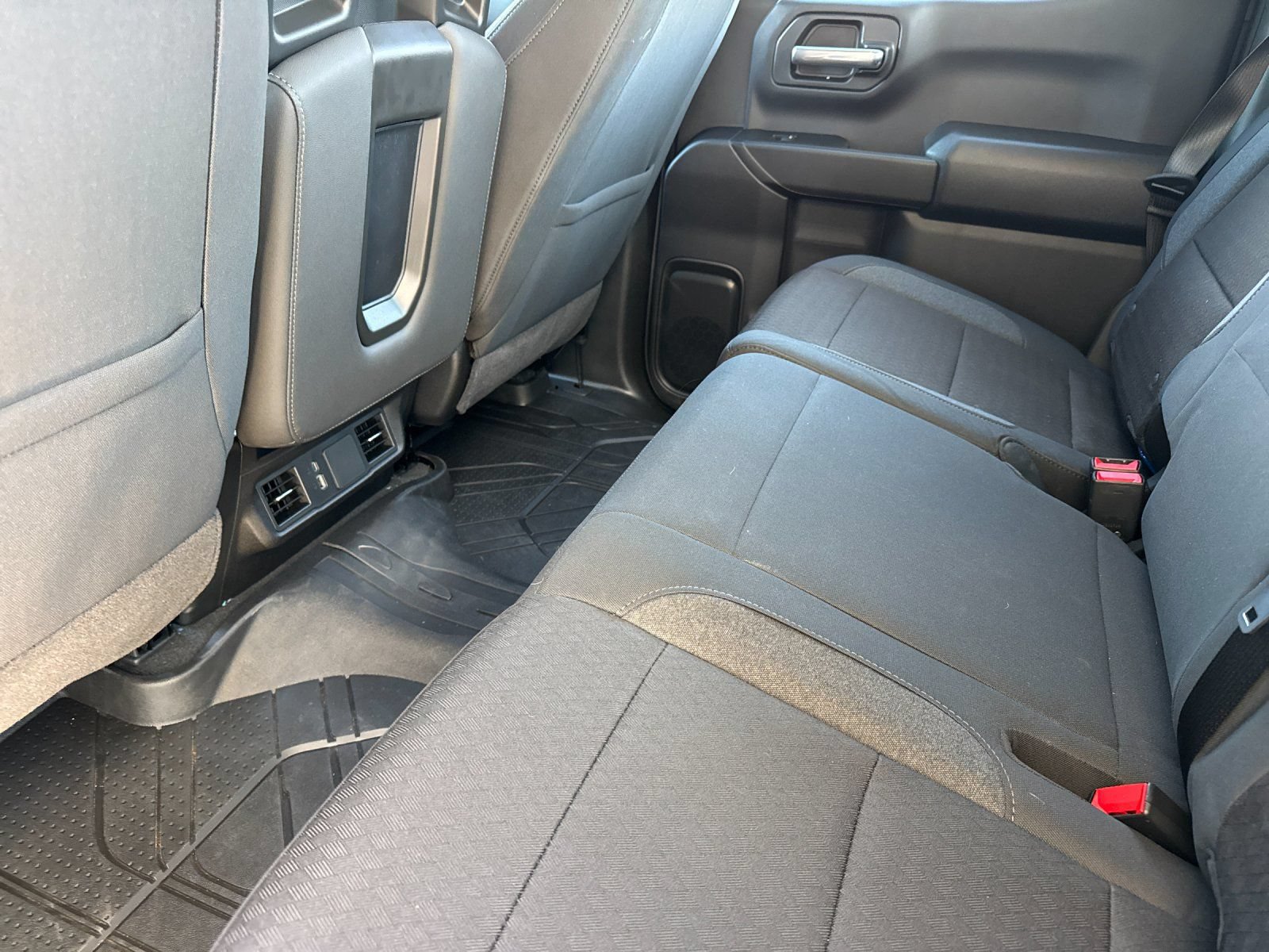 New 2026 Chevrolet Silverado 1500 Custom w/ LPO, Dark Essentials Package AWD/4WD image 12