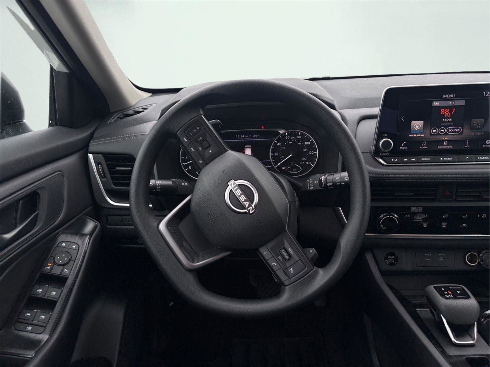 Used 2026 Nissan Rogue S image 12