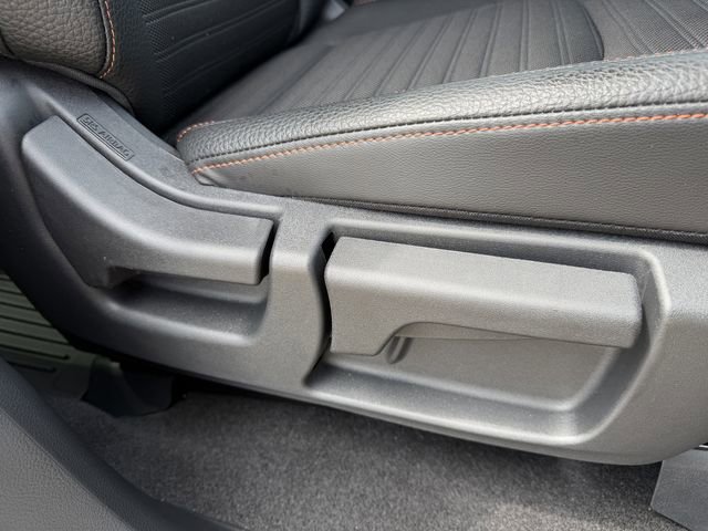 Used 2025 Nissan Pathfinder Rock Creek AWD/4WD image 30