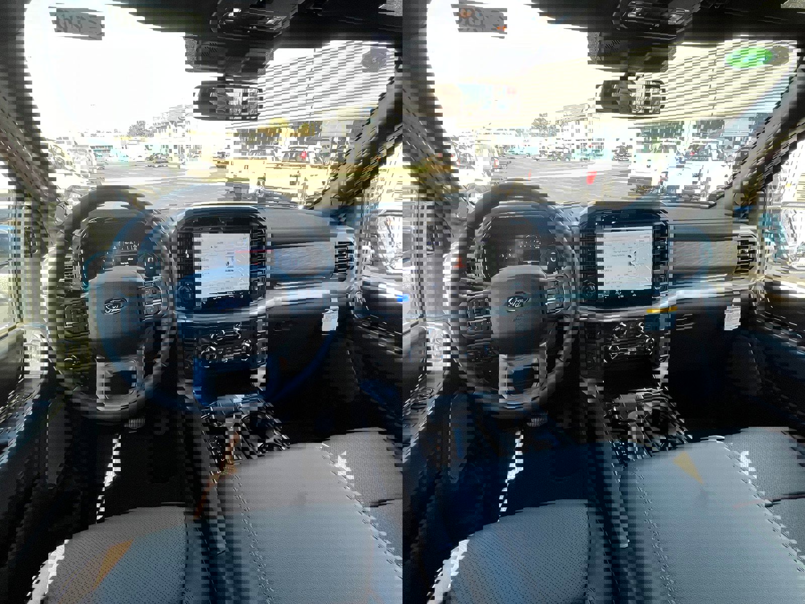 New 2026 Ford F150 Lariat w/ Equipment Group 501A Mid image 24