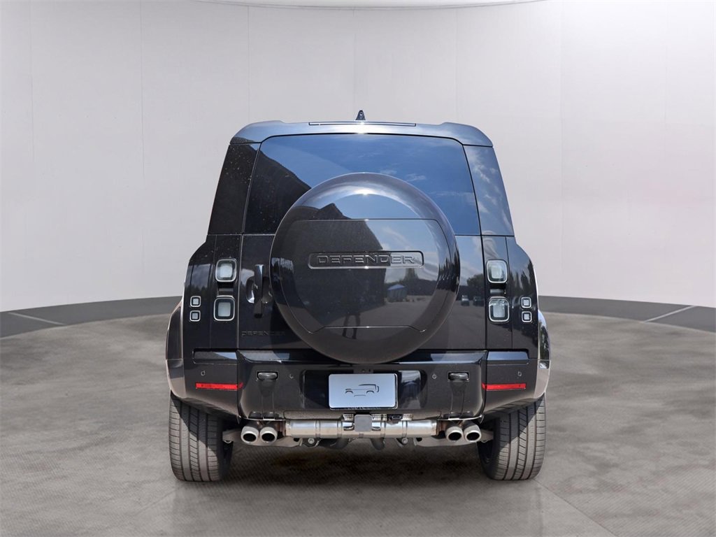 New 2026 Land Rover Defender 110 V8 image 6