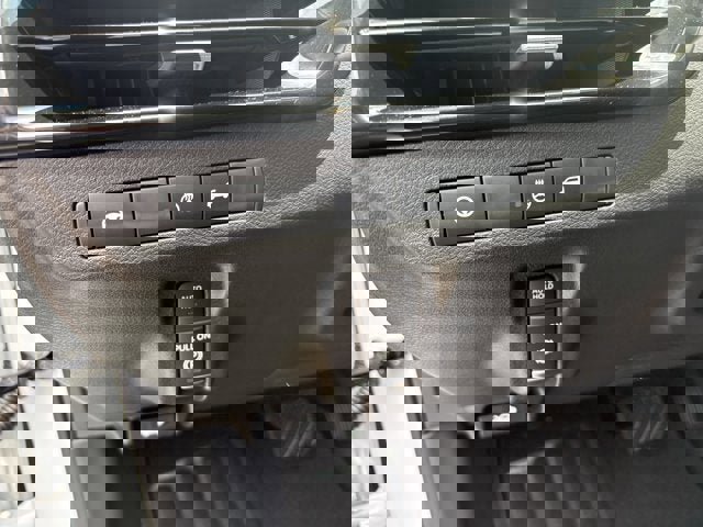 New 2025 Nissan Murano SL image 17