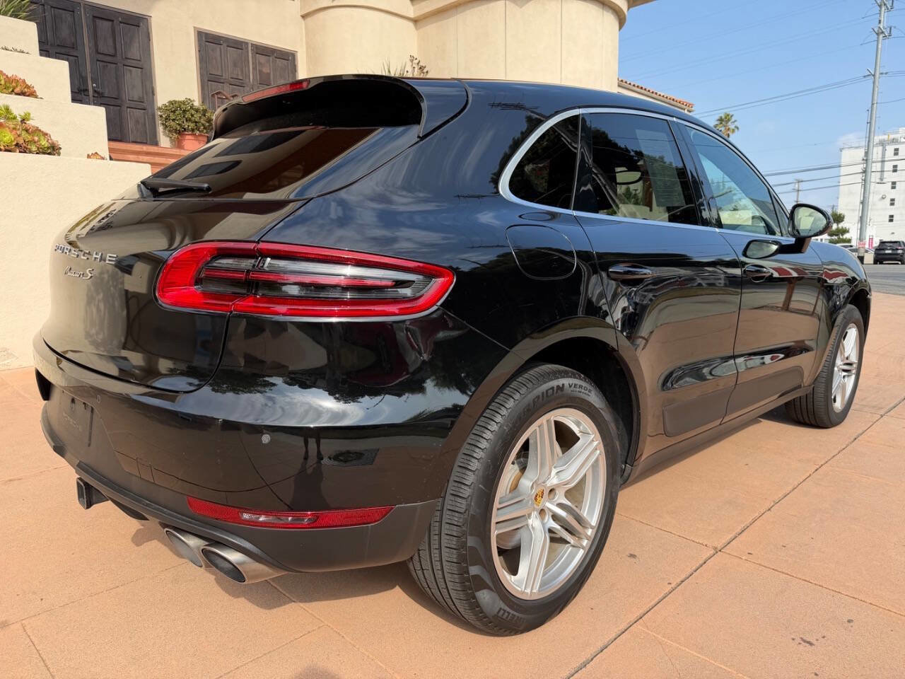 Used 2016 Porsche Macan S AWD/4WD image 3
