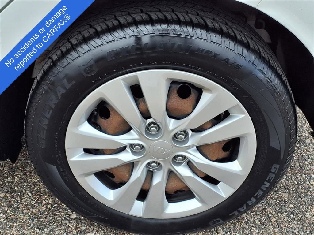 Used 2020 Kia Soul LX image 10