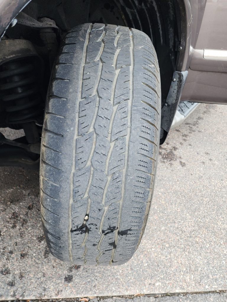 Used 2013 Nissan Armada Platinum w/ Platinum Reserve Pkg image 16