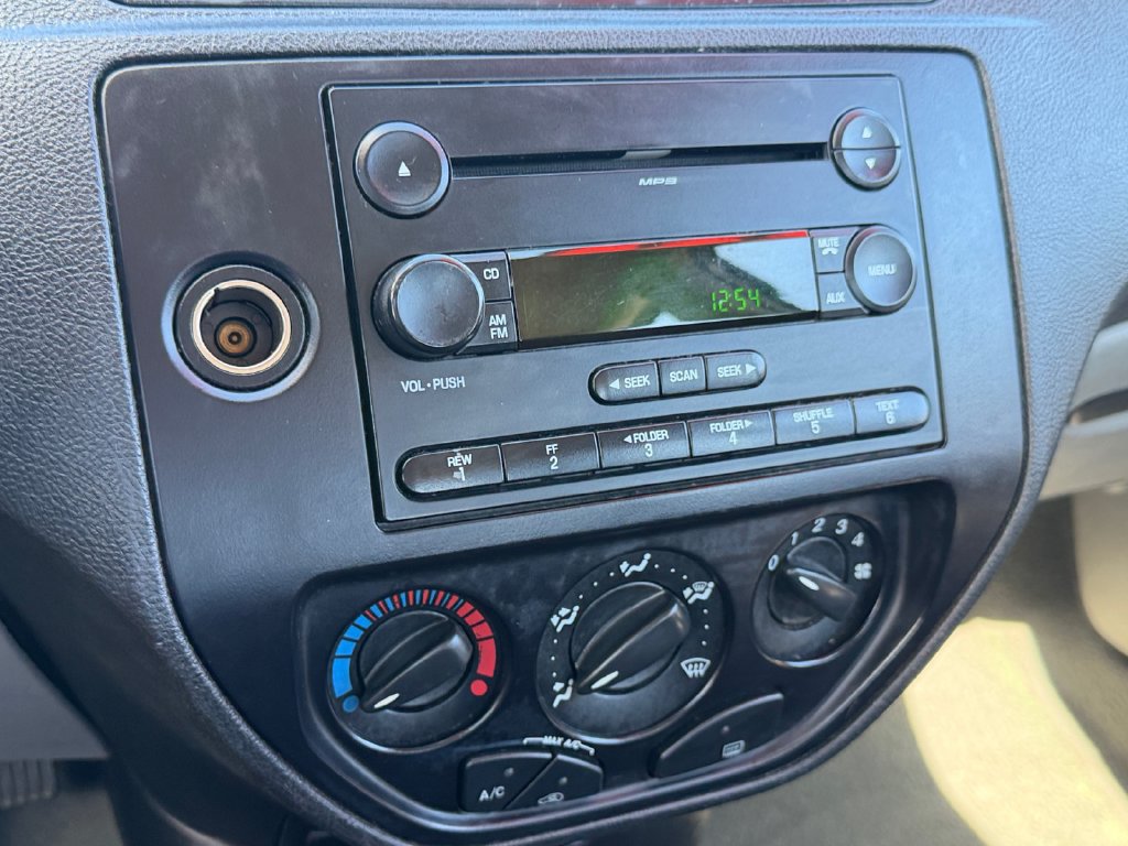 Used 2007 Ford Focus S FWD image 21