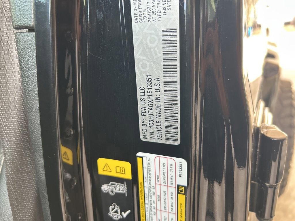 Used 2023 Jeep Gladiator Sport image 42