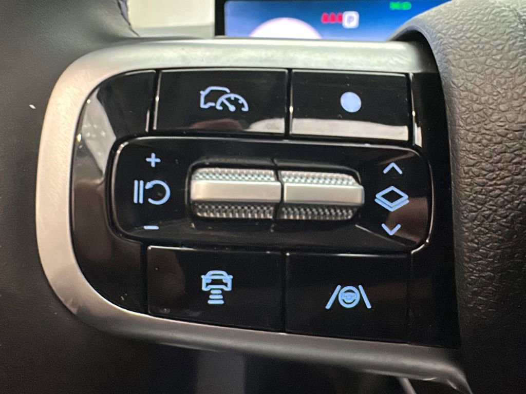 Certified 2026 Genesis GV70 2.5T Select image 23