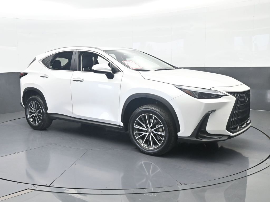 Used 2023 Lexus NX 250 FWD w/ Towing Package (2000 Lbs) image 8