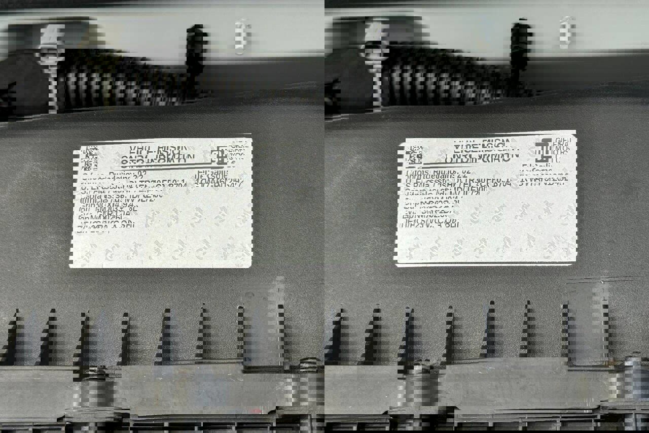 Used 2022 GMC Savana 2500 w/ Driver Convenience Package image 32