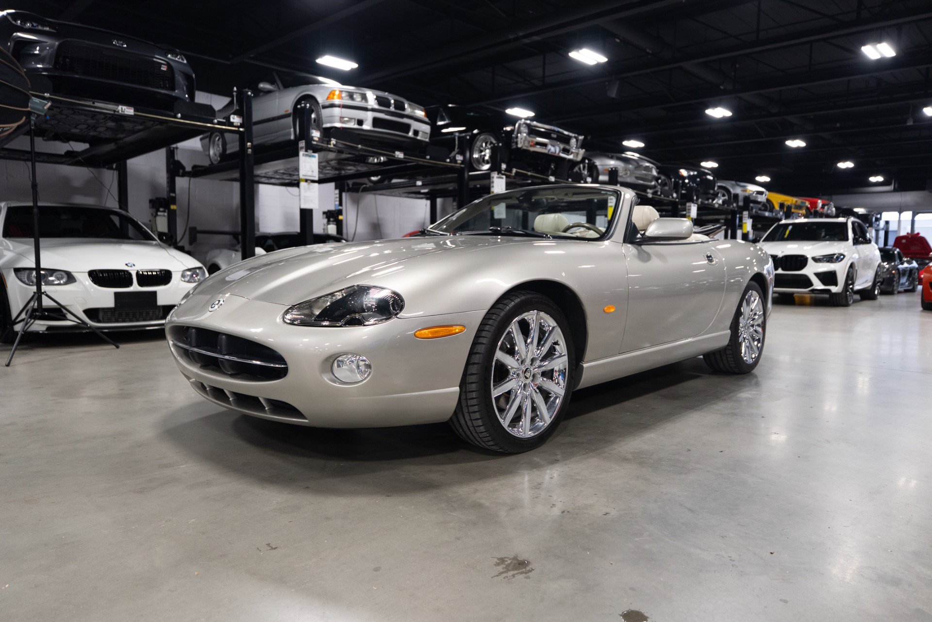 Used 2006 Jaguar XK8 Convertible image 25