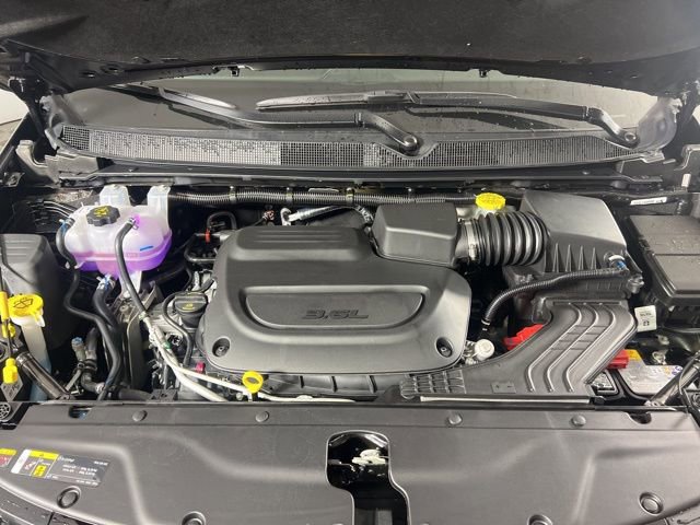 New 2026 Chrysler Pacifica Select FWD image 3
