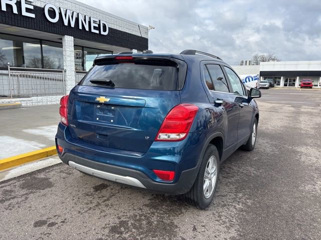 Used 2019 Chevrolet Trax LT w/ LT Convenience Package image 7