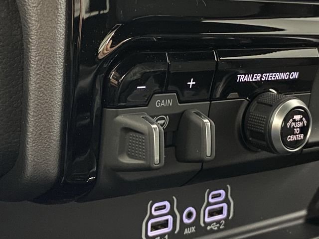 New 2026 RAM 1500 4x4 Crew Cab image 28