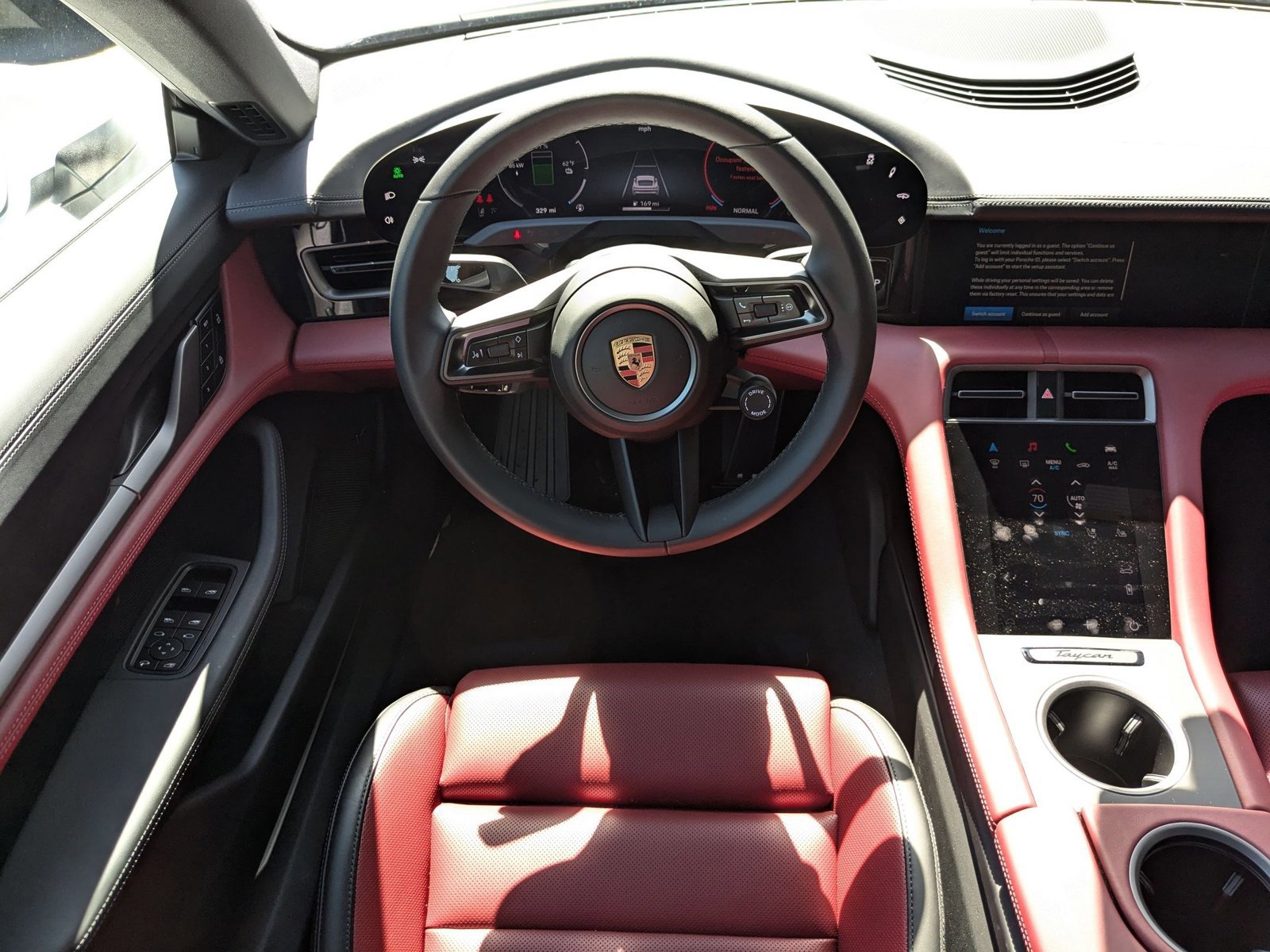 New 2025 Porsche Taycan 4S image 15