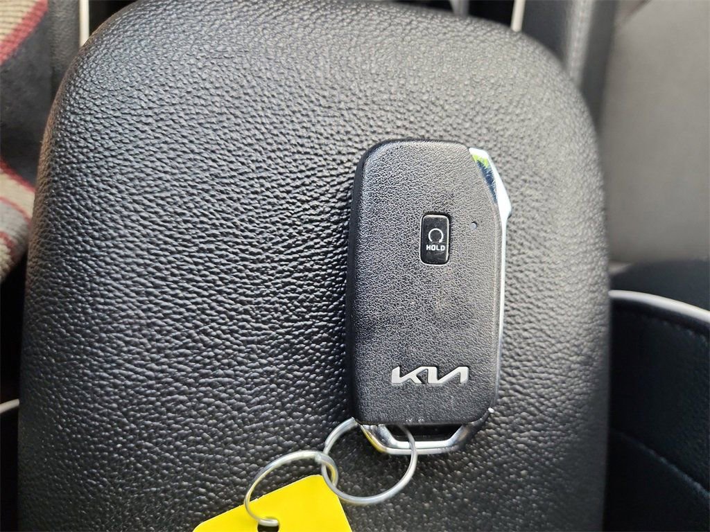 Used 2023 Kia Forte GT-Line image 31
