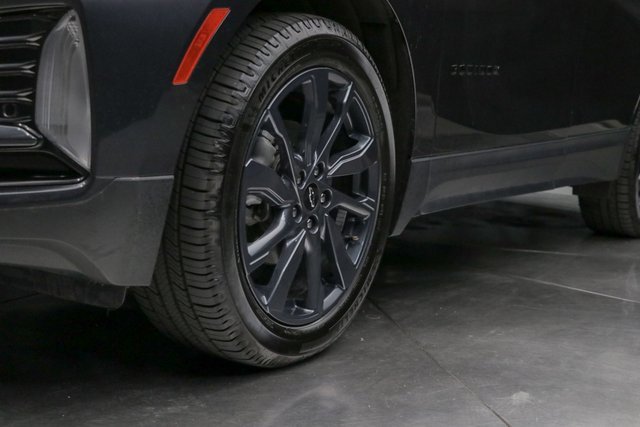 Used 2023 Chevrolet Equinox RS w/ RS Leather Package image 7