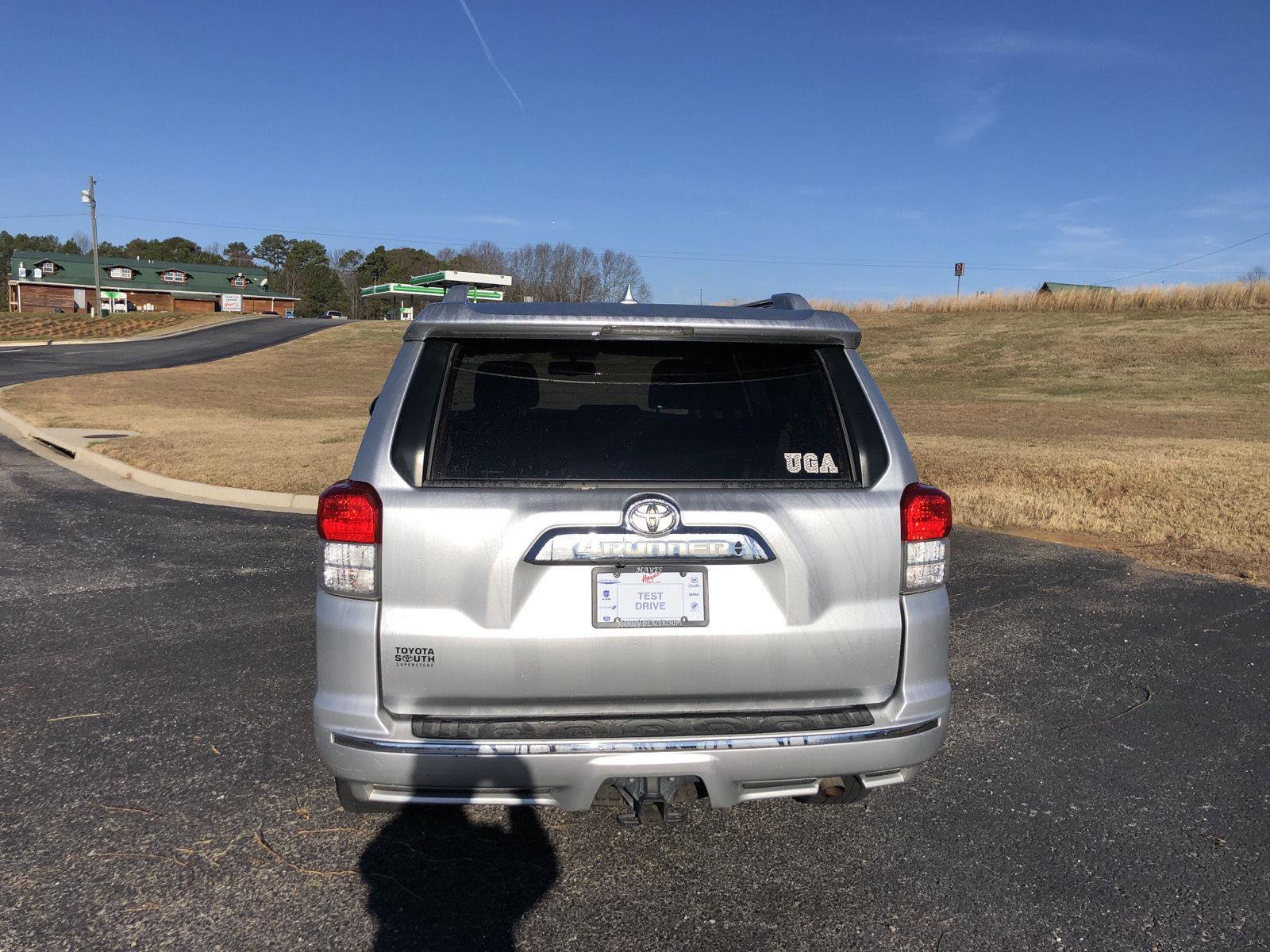 Used 2012 Toyota 4Runner Limited image 4