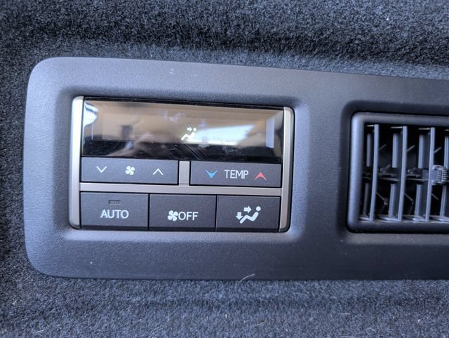 Used 2022 Lexus RX 450hL Luxury w/ Cold Area Package (CT) AWD/4WD image 30