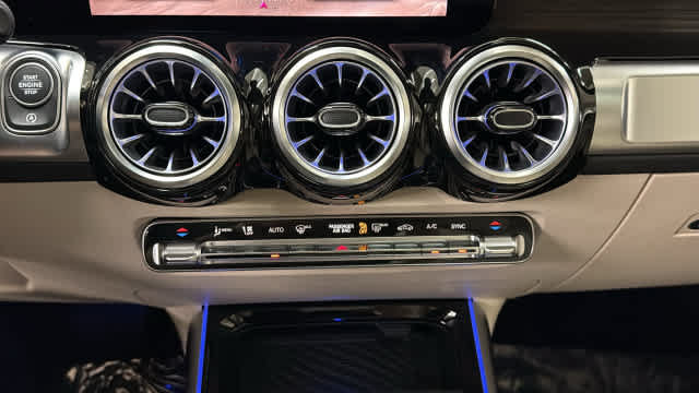 New 2026 Mercedes-Benz GLB 250 4MATIC image 24