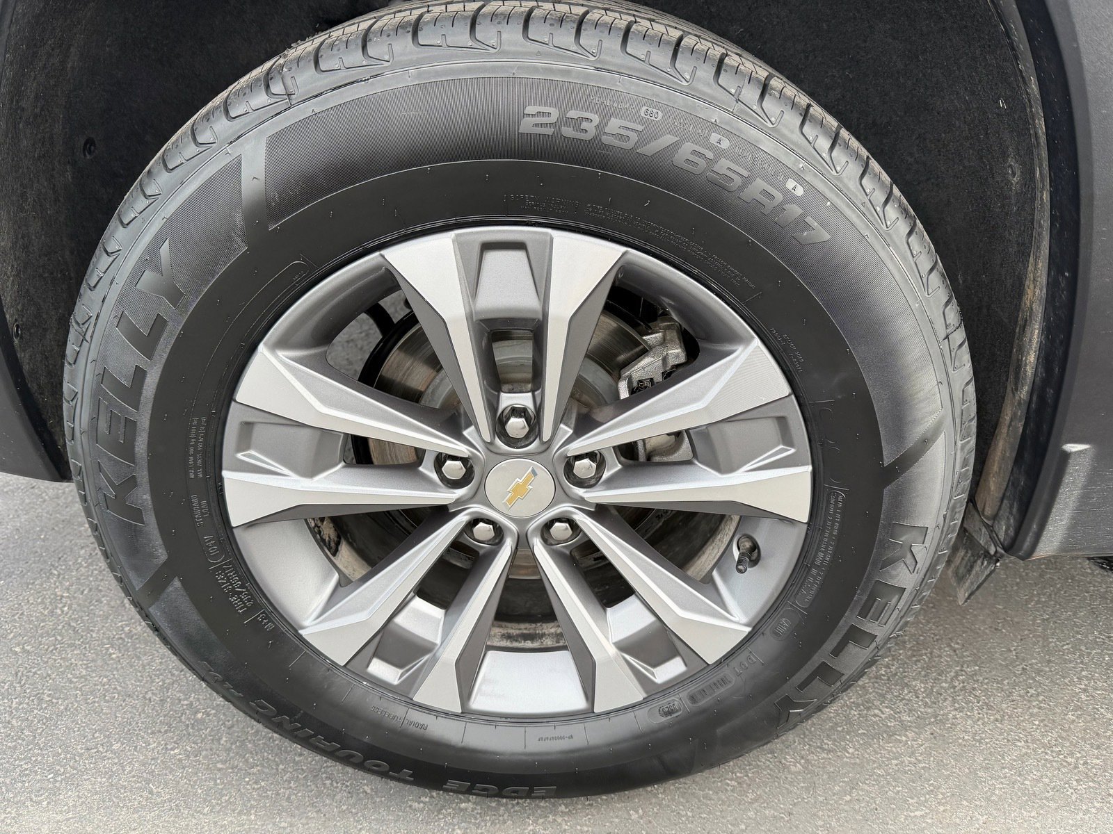 Used 2025 Chevrolet Equinox LT w/ Convenience Package II image 28