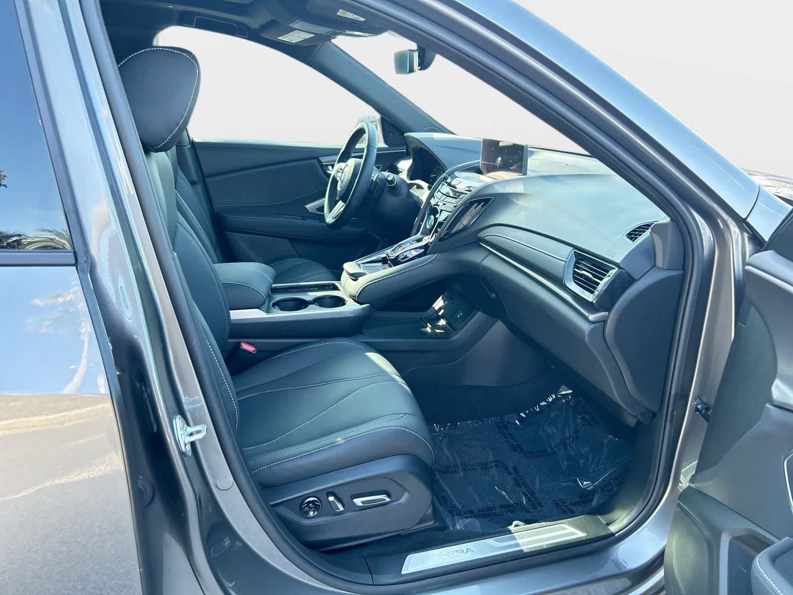 Used 2025 Acura RDX SH-AWD image 14