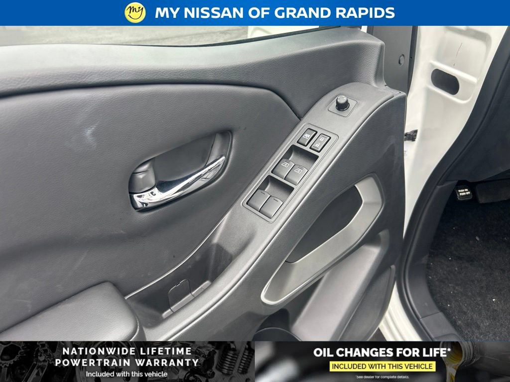New 2026 Nissan Frontier SV w/ All-Weather Content Package AWD/4WD image 14