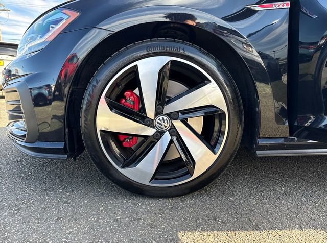 Used 2020 Volkswagen GTI S image 27