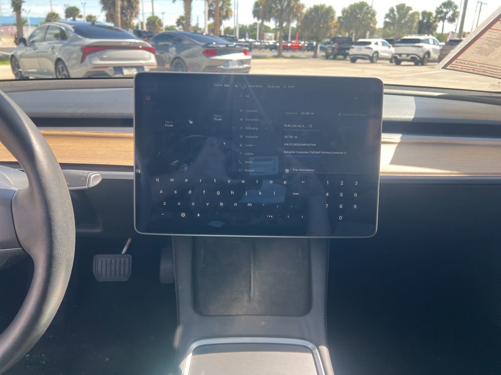 Used 2021 Tesla Model 3 Standard Range Plus RWD image 11