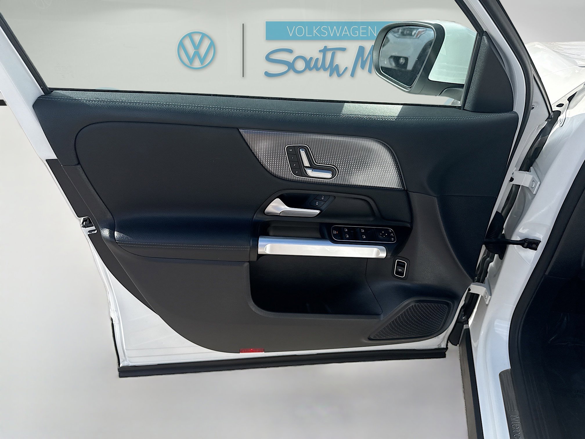 Used 2023 Mercedes-Benz EQB 250+ image 20