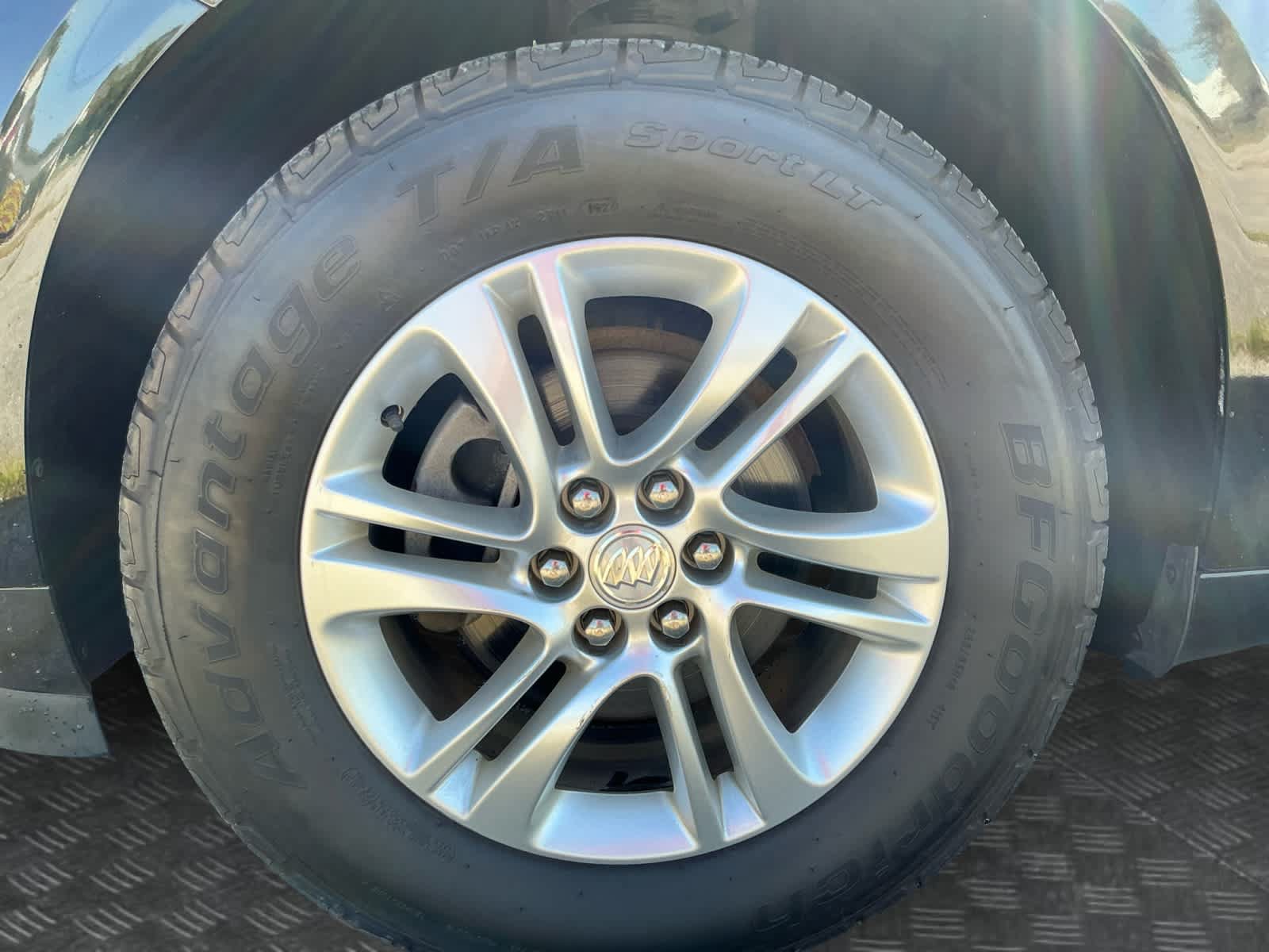 Used 2020 Buick Enclave Essence w/ LPO, Floor Liner Package FWD image 14
